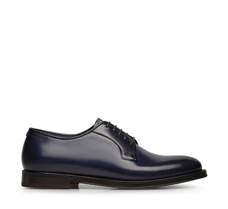 Derby shoes in calfskin