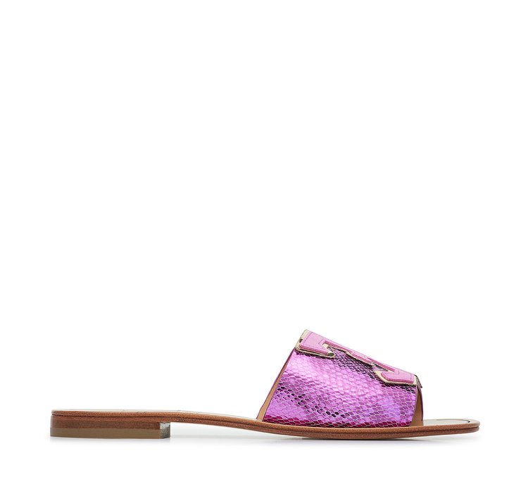 Reptile-effect leather slip-on sandal