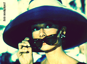 Audrey Hepburn: occhiali da sole