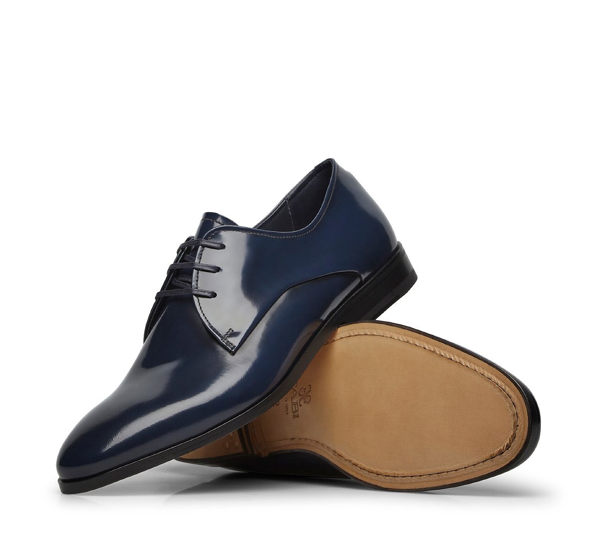 Derby shoes in calfskin