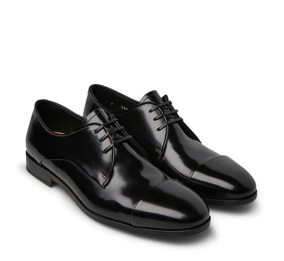 Derby shoes in calfskin