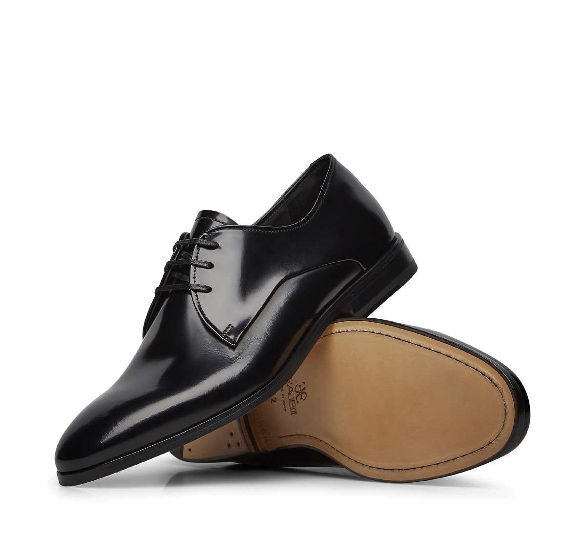 Derby shoes in calfskin